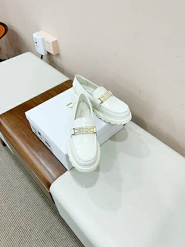 Picture of Dior Shoes Women _SKUfw143259447fw